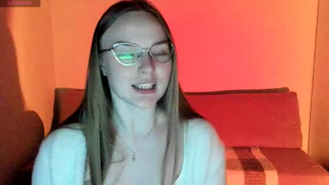 Snapshot of miya_mimi chatting on 15, 10, 2025 Miya online show from 15, 10, 2025