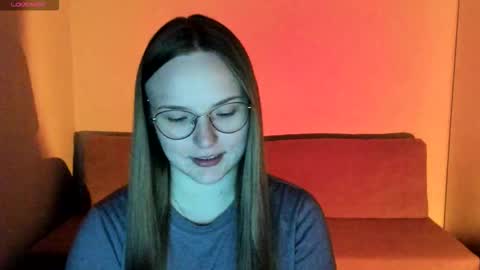 Snapshot of miya_mimi chatting on 12, 11, 2025 Miya online show from 12, 11, 2025