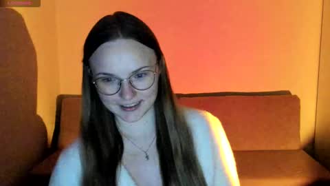 Snapshot of miya_mimi chatting on 25, 11, 2025 Miya online show from 25, 11, 2025