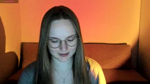 Snapshot of miya_mimi chatting on 15, 12, 2025 Miya online show from 15, 12, 2025