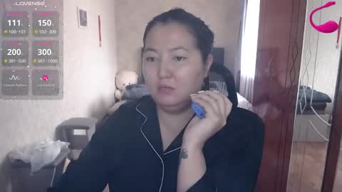 Snapshot of miya_sexasian chatting on 28, 10, 2025 Miya asian online show from 28, 10, 2025