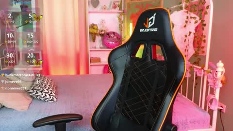 Mizuki online show from 10, 3, 2025