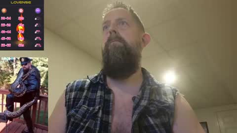 SMOKINsnakeEYEZ online show from 16, 4, 2026