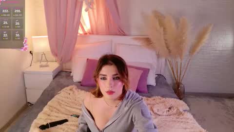 Snapshot of mmm__yes chatting on 4, 2, 2026 Michaela online show from 4, 2, 2026