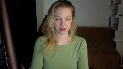 Snapshot of mmm_banana chatting on 27, 1, 2025 Lili online show from 27, 1, 2025