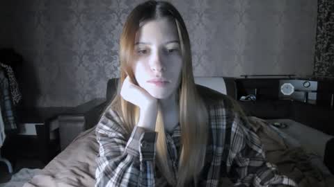 Snapshot of mmm_banana chatting on 2, 12, 2025 Lili online show from 2, 12, 2025