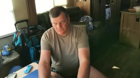 Snapshot of mmmthatsfunnn chatting on 18, 9, 2025 mmmthatsfunnn online show from 18, 9, 2025