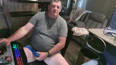 Snapshot of mmmthatsfunnn chatting on 27, 5, 2026 mmmthatsfunnn online show from 27, 5, 2026