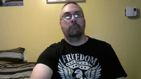 Snapshot of mmr4545 chatting on 4, 7, 2026 mark online show from 4, 7, 2026