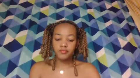 mmyriame online show from 12, 7, 2026