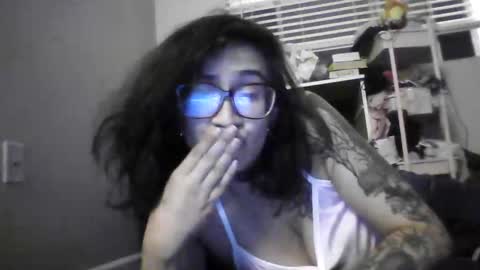 Snapshot of mnmmmmmrosee chatting on 11, 11, 2025 mnmmmmmrosee online show from 11, 11, 2025