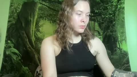 Snapshot of mo0n_goddess chatting on 20, 7, 2026 Misty online show from 20, 7, 2026