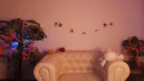 Snapshot of moana_light chatting on 7, 11, 2025 hey meet with me online show from 7, 11, 2025