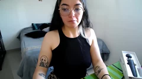 Sam online show from 7, 11, 2025