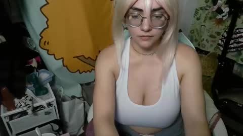 Snapshot of mochi_rainbow chatting on 9, 2, 2025 The Mochi Rainbow Variety Show online show from 9, 2, 2025