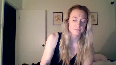 mockingbirds91 online show from 3, 4, 2026