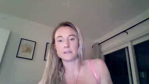 mockingbirds91 online show from 4, 4, 2026