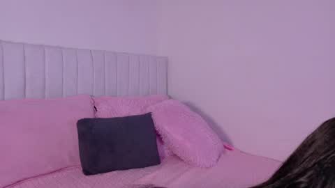Snapshot of modelross07 chatting on 29, 4, 2026 zoe ross online show from 29, 4, 2026