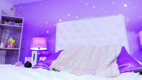 Sophia  online show from 28, 12, 2024