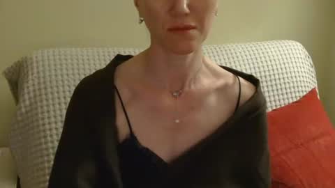 Aurora online show from 9, 4, 2026