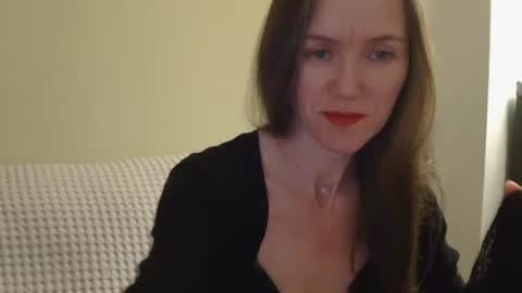 Snapshot of modesta1413 chatting on 3, 5, 2026 Aurora online show from 3, 5, 2026