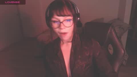 Snapshot of modjo_ chatting on 5, 1, 2025 Modjo online show from 5, 1, 2025