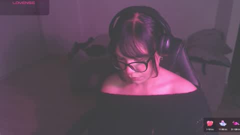 Snapshot of modjo_ chatting on 22, 11, 2025 Modjo online show from 22, 11, 2025