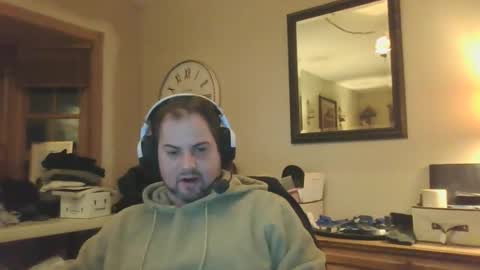 Snapshot of moeschoolnyc chatting on 30, 11, 2025 moeschoolnyc online show from 30, 11, 2025