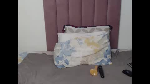 Mogheul Slay online show from 27, 2, 2026