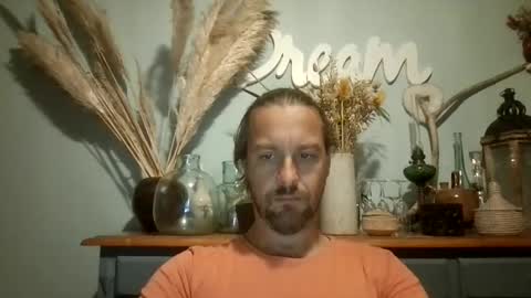 Julien online show from 19, 9, 2025