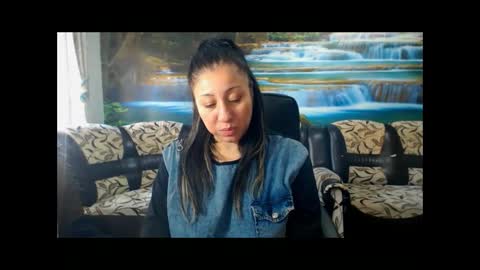 Snapshot of moistmady chatting on 17, 10, 2025 moistmady online show from 17, 10, 2025