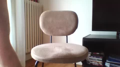 Snapshot of moji2626 chatting on 8, 3, 2025 moji2626 online show from 8, 3, 2025