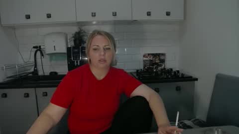 Snapshot of mojjo_erika chatting on 29, 9, 2025 erika online show from 29, 9, 2025