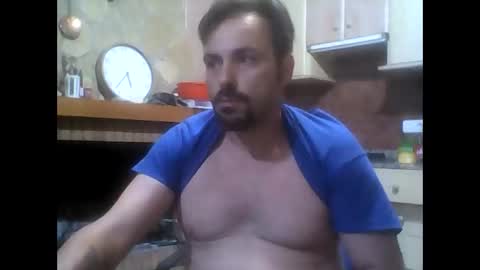 Snapshot of moli792 chatting on 7, 4, 2026 moli792 online show from 7, 4, 2026
