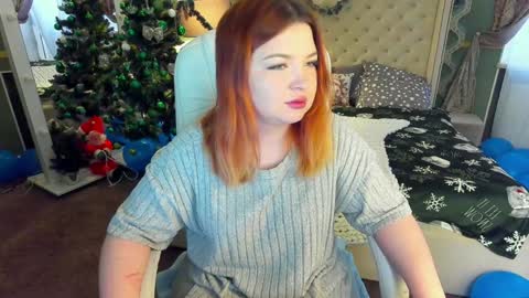 Snapshot of molinmoon chatting on 29, 12, 2024 Rosa online show from 29, 12, 2024