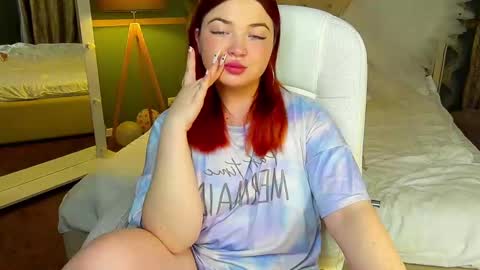 Snapshot of molinmoon chatting on 9, 3, 2025 Rosa online show from 9, 3, 2025
