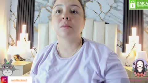 Snapshot of molliebue1 chatting on 5, 2, 2025 Hey Guys Im Mollie online show from 5, 2, 2025