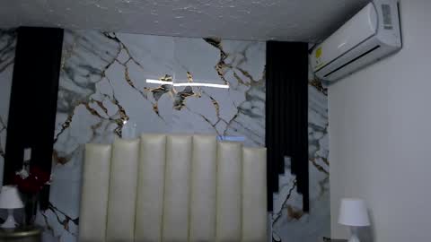 Snapshot of molliebue1 chatting on 20, 11, 2025 Hey Guys Im Mollie online show from 20, 11, 2025