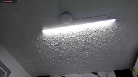 Snapshot of molliebue1 chatting on 15, 6, 2026 Hey Guys Im Mollie online show from 15, 6, 2026