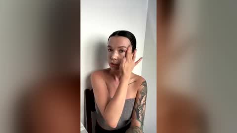 Snapshot of molly__vibes chatting on 6, 7, 2026 Molly online show from 6, 7, 2026