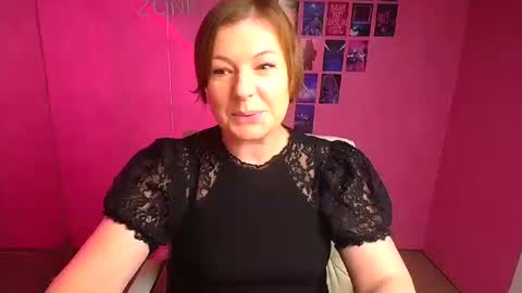 Snapshot of molly_mis chatting on 15, 12, 2025 Molly online show from 15, 12, 2025