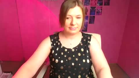 Molly online show from 4, 3, 2026