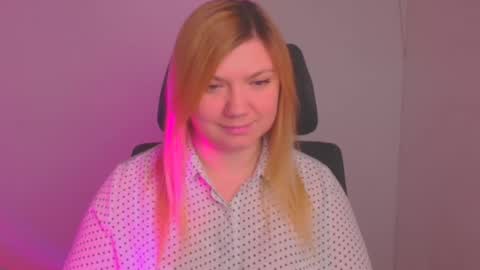 Snapshot of molly_moree chatting on 3, 2, 2025 Molly online show from 3, 2, 2025