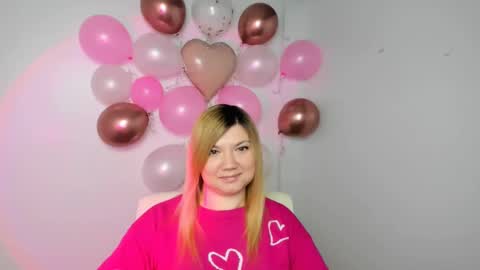 Snapshot of molly_moree chatting on 14, 2, 2025 Molly online show from 14, 2, 2025