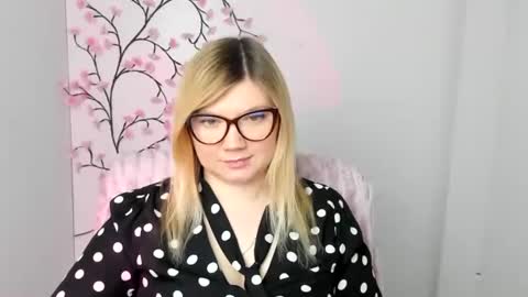 Snapshot of molly_moree chatting on 11, 1, 2026 Molly online show from 11, 1, 2026