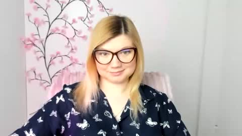 Snapshot of molly_moree chatting on 22, 2, 2026 Molly online show from 22, 2, 2026