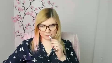 Snapshot of molly_moree chatting on 24, 2, 2026 Molly online show from 24, 2, 2026