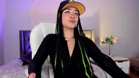 Snapshot of molly_rose_1 chatting on 25, 12, 2024 Molly online show from 25, 12, 2024