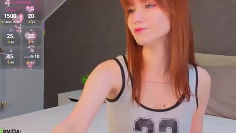 Snapshot of molly_rougge chatting on 28, 9, 2025 Molly online show from 28, 9, 2025