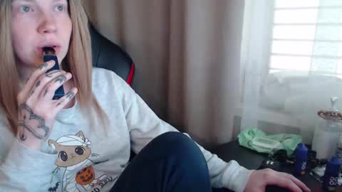 Snapshot of molly_royse chatting on 24, 9, 2025 I have new photos come and see with love Molly online show from 24, 9, 2025